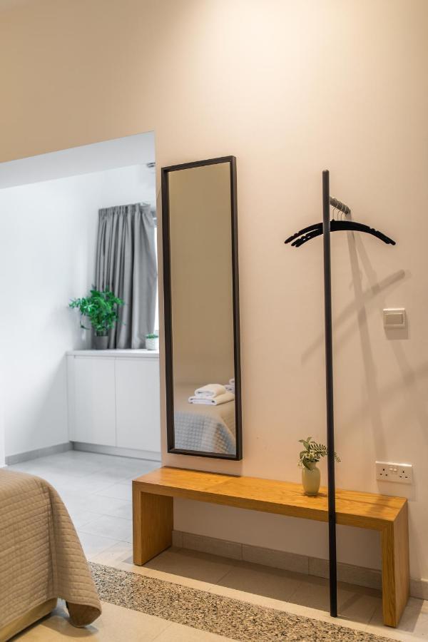 - Unique Staying In Centre Hotel apartamentowy 2*