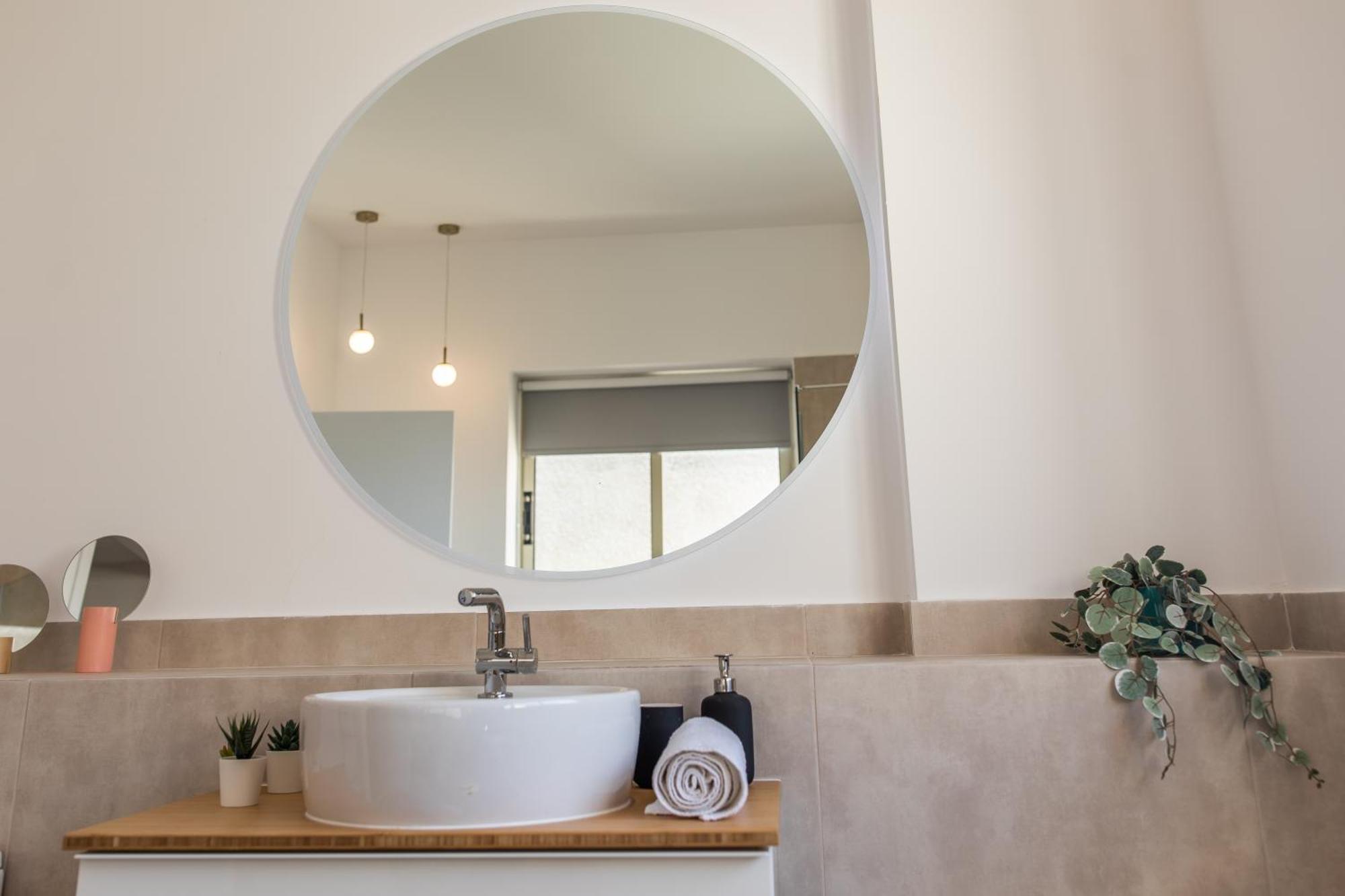 - Unique Staying In Centre Pafos