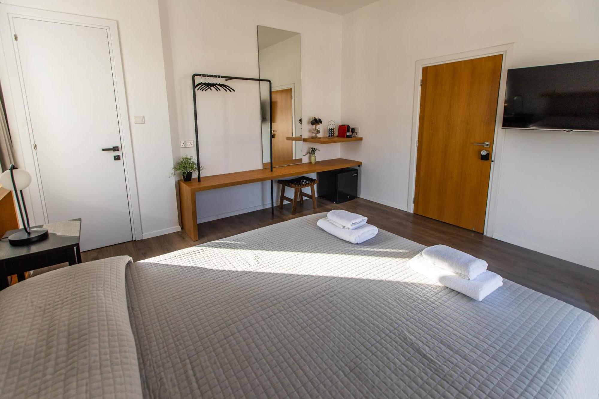 Hotel apartamentowy - Unique Staying In Centre Pafos