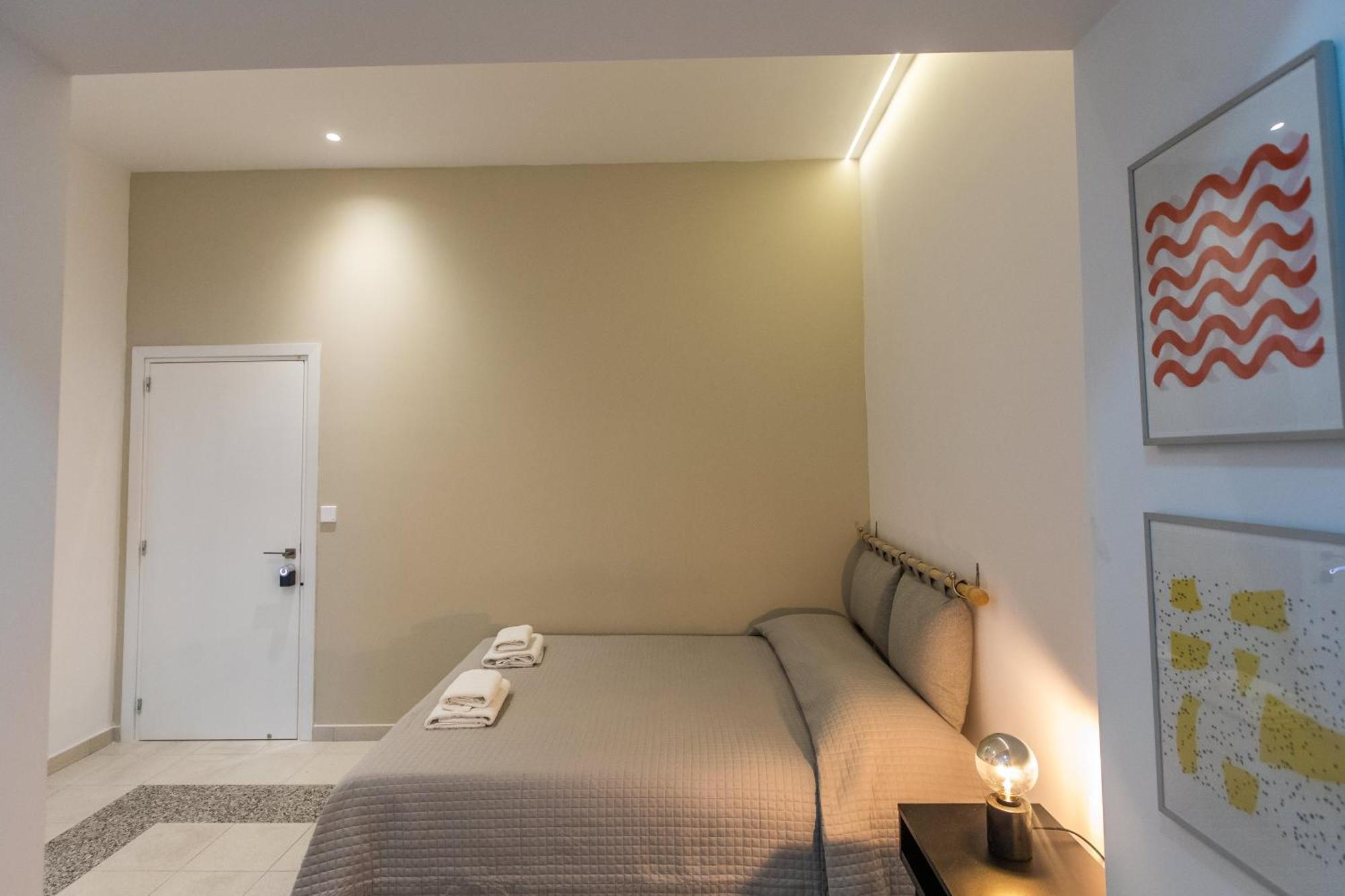 - Unique Staying In Centre 2* Pafos