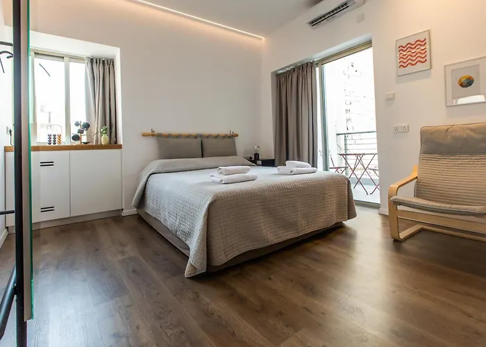 Rooms - Unique staying in Paphos Centre