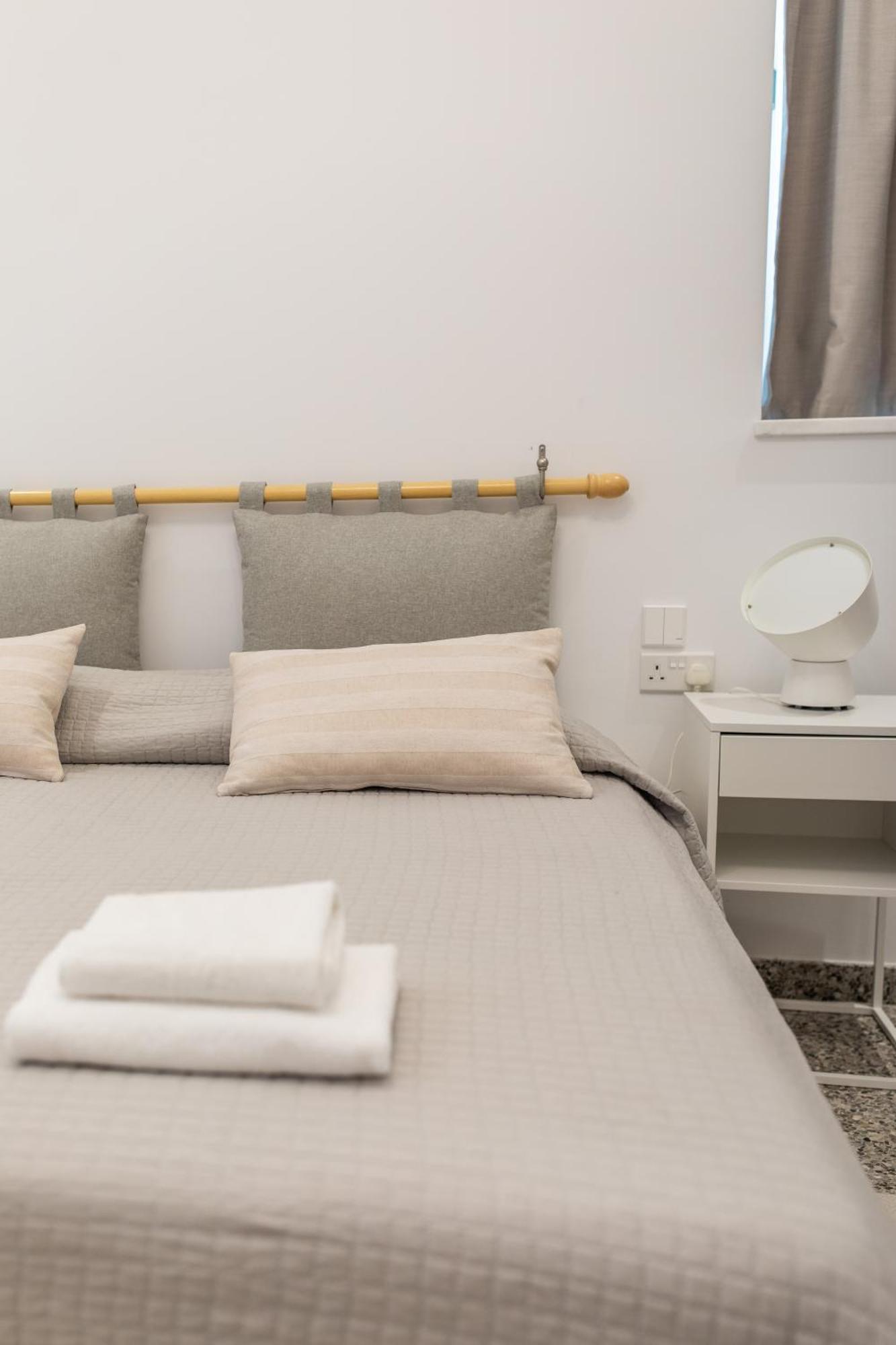 - Unique Staying In Centre Appart hôtel 2*